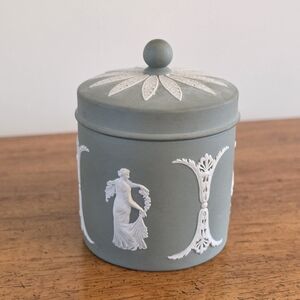 Wedgwood Sage Green Jasperware Round Lidded Trinket Pot Jar